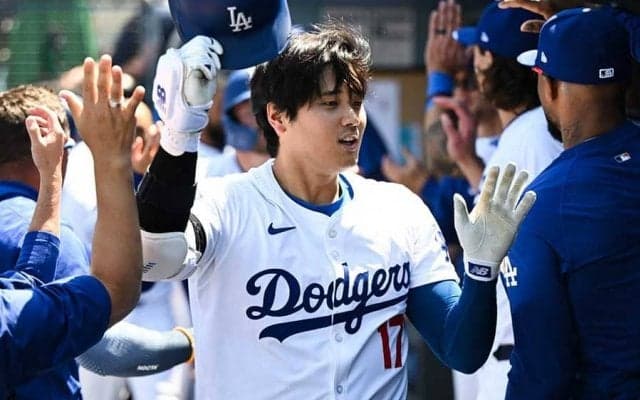 大谷翔平の思いが「ハイタッチ姿でわかった」　松井秀喜ライバルが見た“記録更新の瞬間”