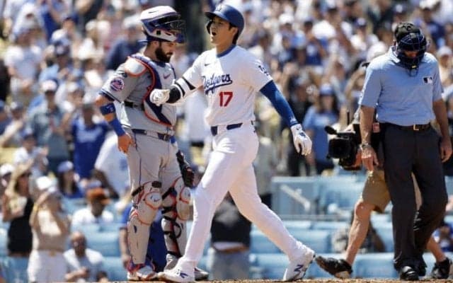 大谷翔平“23年MVPシーズン”を上回る「打撃面でキャリア最高」の数字とは　現地記者も感嘆「どれだけ本塁打を増やすのか」