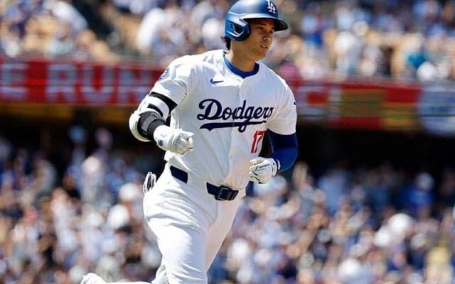 戻らぬ大谷翔平の記念球…広がる波紋　初HRの23歳新人とは対照的「こちらはよかった」