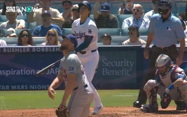 大谷翔平、“衝撃”弾にネット裏のファン揃って「確信お口“あんぐり”」笑撃の瞬間