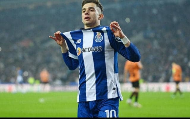 ポルト、フランシスコ・コンセイソンの買い取りオプション行使を発表！5年契約で契約解除金は99億円に