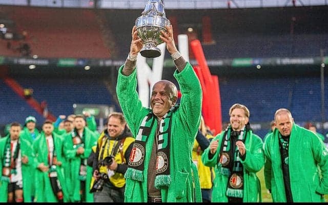 リバプール新指揮官候補筆頭にフェイエノールトのスロット監督が浮上…