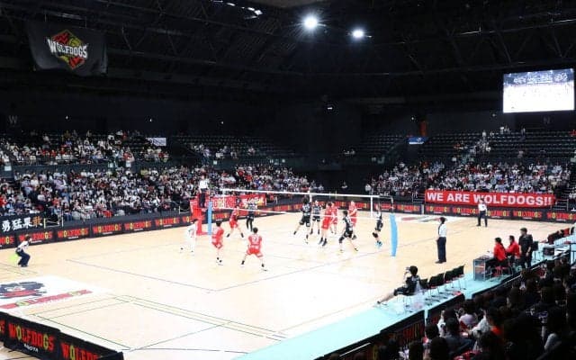 永露元稀のアタックや水町泰杜のトスに歓声。WD名古屋がチャリティー紅白戦を実施