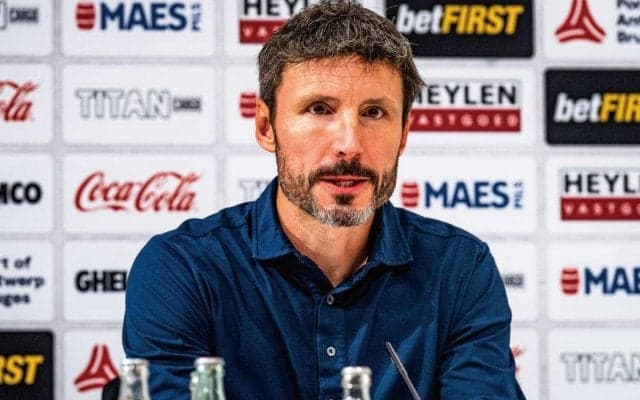 ミランの新監督候補にファン・ボメル氏が浮上...元同僚イブラヒモビッチ氏の主導か