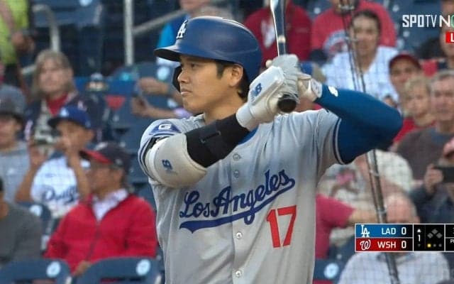 大谷翔平の打席で“妙にじわる”字幕が登場 「日本生まれでチーム最多本塁打は？」での一コマ