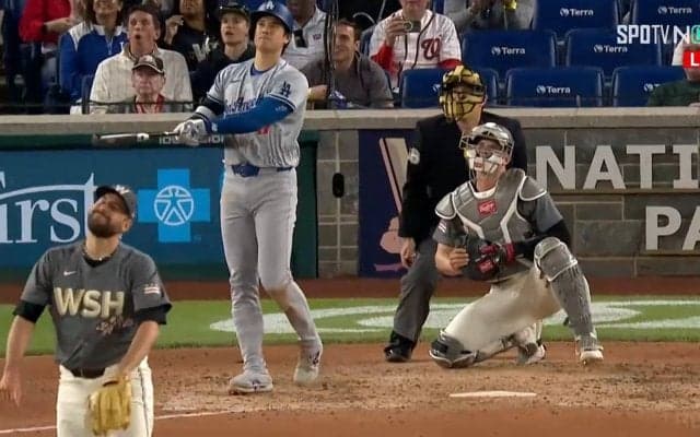 痛いってば！大谷翔平、特大弾直後の祝福タッチが強すぎて仲間の手がビリビリするハプニング発生