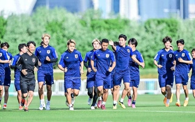 【U23日本代表、カタールとの大一番を前にした精神力と団結力を探る(1)】A代表を参考に敢行した選手ミーティング。山本理仁「こういうこと思ってるんだって知れた有意義な時間」