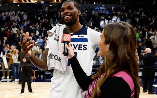 ドラフト外として3人目の快挙…ウルブズのナズ・リードが最優秀シックスマン賞に選出