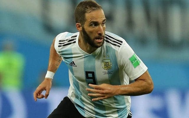 引退から1年あまり、元アルゼンチン代表FWイグアインが新たな才能？ アメリカの大会で見事に優勝を果たす