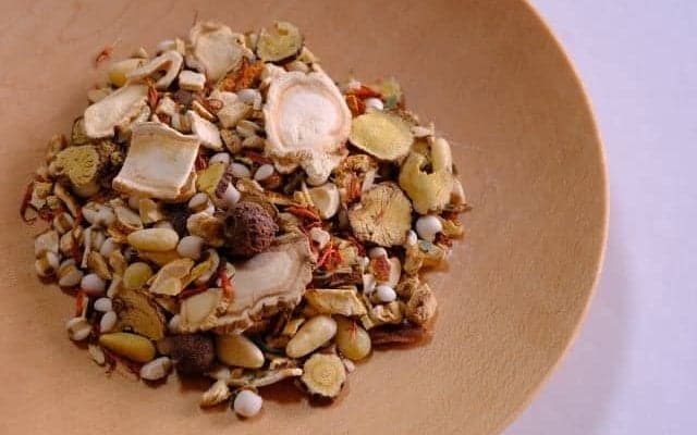 漢方で体質改善！症状別にあった漢方を探そう