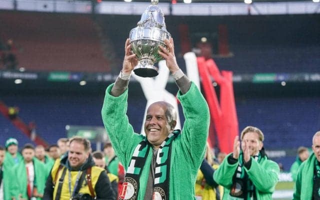 「リバプールの監督になれる」ファン・ダイクが新指揮官候補で同胞のスロット監督を称賛「現時点で最も優れたオランダ人監督の1人」