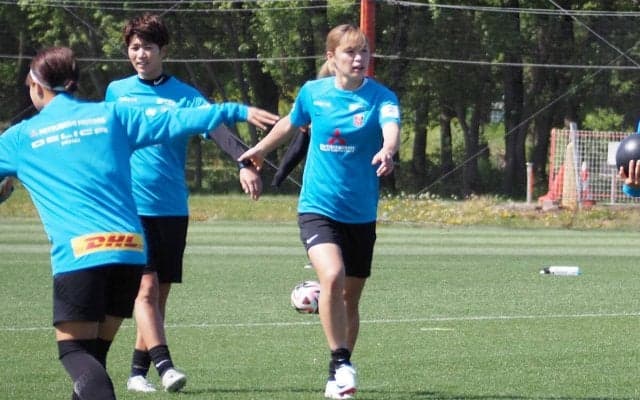 「自分が引っ張っていきたい」浦和の守備支える石川璃音、今季初ゴールへも意欲「絶対に決めたいです」