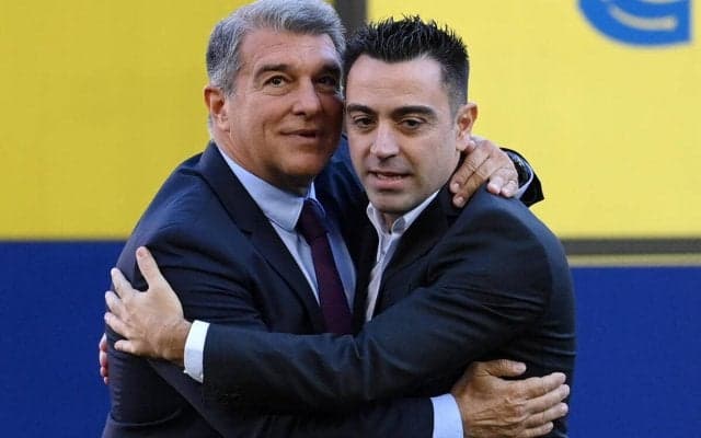 退任発表のチャビ監督が一転してバルサで続投決定！ 来季も指揮に意欲「プロジェクトはまだ終わっていない」、続投決断の理由も語る