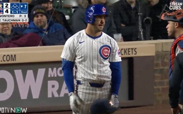 乱闘発生か？打者がブチギレ！危険すぎる内角球があわや頭部直撃…　バッテリーが“逆ギレ臨戦態勢”で一触即発の瞬間 「これはキレていい」「生きて帰れる自信ない」