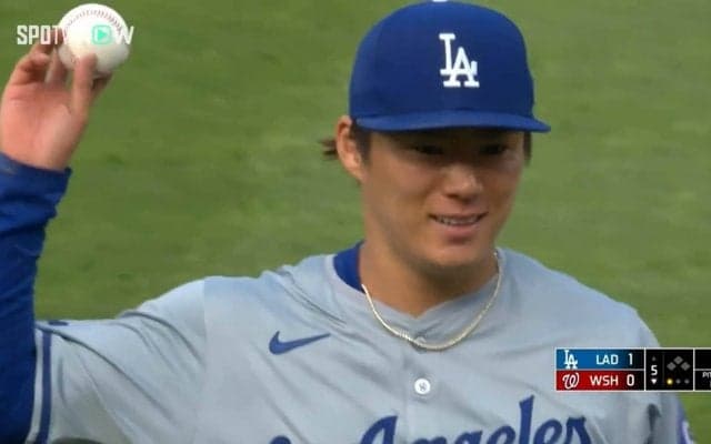 「走馬灯がよぎったかも」山本由伸、驚愕の身体能力 あと数センチで顔面直撃の大惨事を神回避が全米でも話題に「104マイルなんて冗談じゃない！」