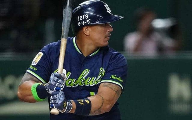 投げるな危険…12球団ダントツ「.917」　燕助っ人の“特殊能力”が「凄すぎる」