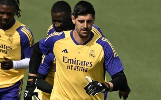 今季絶望ともされたクルトワが復帰間近に！ アンチェロッティ監督明かす「カディス戦には出場できるだろう」