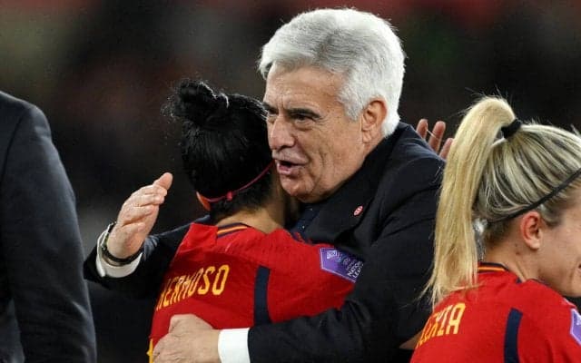 汚職事件の捜査対象であるロシャ氏がスペインサッカー連盟の新会長に就任、前会長との関与が疑われる