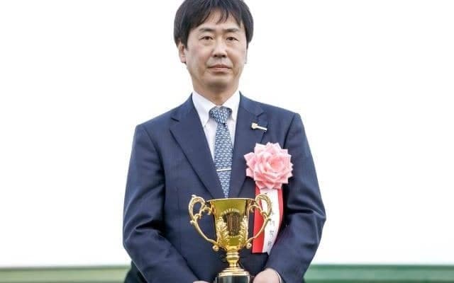 奥村武調教師がJRA通算200勝達成！