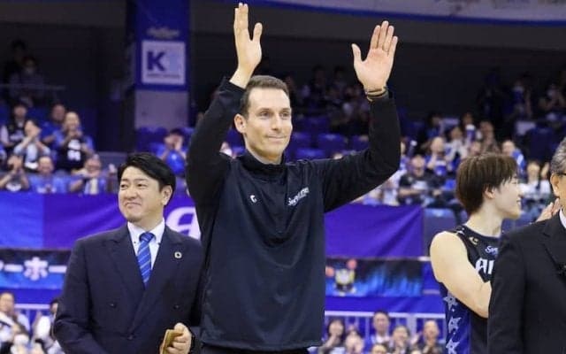 シーホース三河がライアン・リッチマンHCとの契約継続を発表「成長し続けましょう」