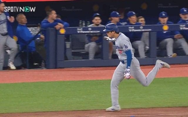 大谷翔平に突然訪れたまさかの危機！送球があわや顔面直撃の冷や汗シーン ファンも心配「危なかった」「当たりそうだった」