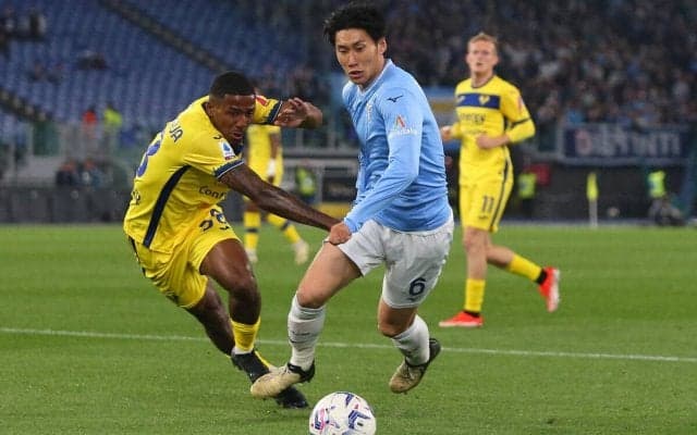 「頭にコンピューターがある」5試合連続先発の鎌田大地をトゥドール監督が称賛、不遇の時期にも触れ「以前のサッカーは向いていなかったかも」