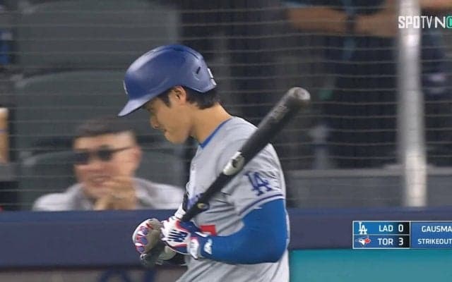 大谷翔平がやられた！“フレーミング”名人による技に見逃し三振 思わず不満たっぷりの首振りアピール「残念過ぎる」