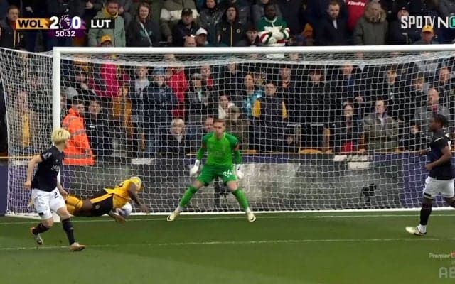 「何やってんだお前！」橋岡大樹、チームメイトに怒鳴られる…裏を取られてヘディング弾を叩き込まれた瞬間「失点シーンで毎回…」「イメージ悪い」ファンも傷心気味