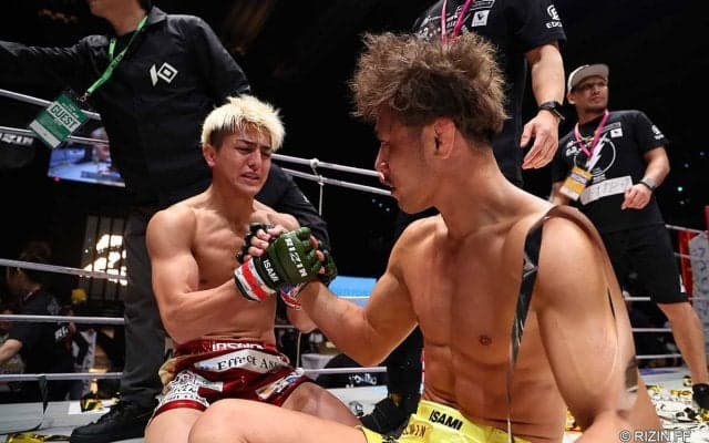 【RIZIN.46】鈴木千裕、“王座防衛”のTKO勝ちに場内騒然　朝倉未来は対戦に意欲「やりたいですね」