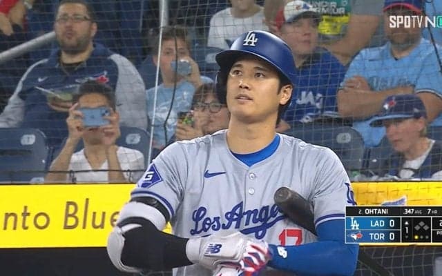 大谷翔平の投げキッス（？）なんて見たことない！一瞬見せた仕草にファン注目