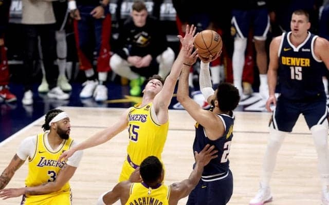 レイカーズはプレーオフ1回戦で敗退…八村15得点、連覇かかるナゲッツに競り負け今季終了