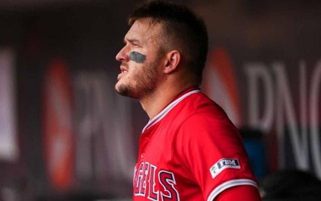 トラウト、涙こらえ「イライラする」　左膝手術で無念の離脱…大谷抜けたエ軍で奮闘