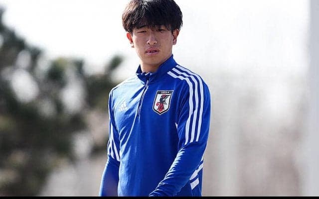 東京Vが明治大MF熊取谷一星の来季加入内定を発表…城福監督と江尻強化部長も即時フィット期待の多才なアタッカー