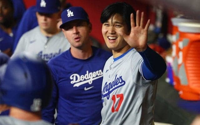 大谷翔平、クラブハウスに“新相棒”持参　契約直後に2日連続…早速の広告活動