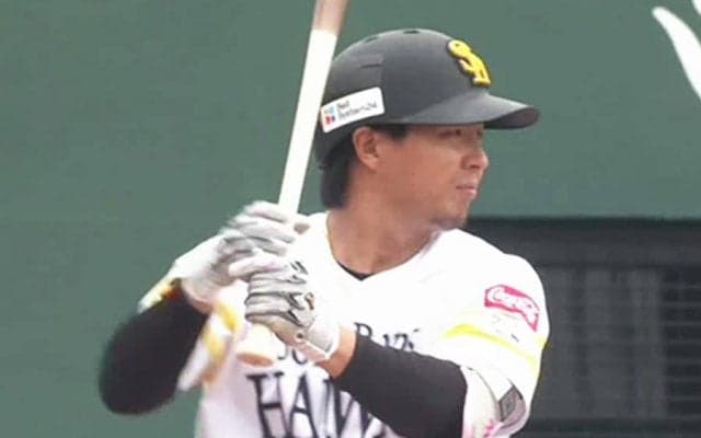 鷹が一発攻勢…元ドラ1の育成25歳が2発、ドラ3ルーキーが初HR　1日のファーム結果