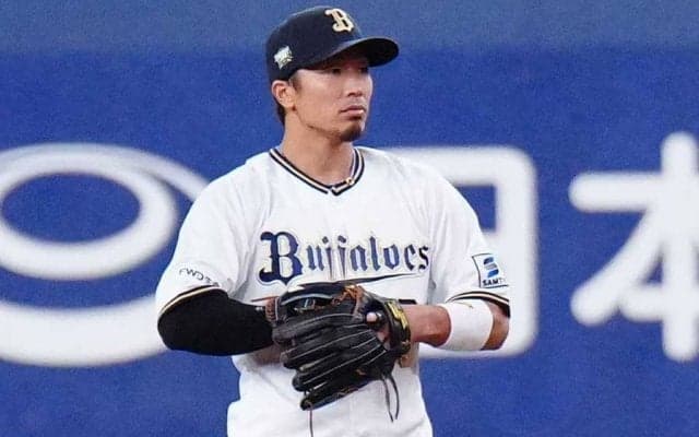 まさかの1イニング3失策に「技術不足」　名手が猛省も…責めなかった守護神の“男気”