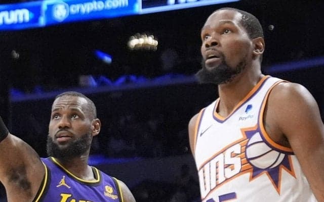 パリ五輪バスケ・アメリカ代表はレブロン、デュラントだけじゃない！　豪華メンバーの裏に隠されたチーム編成の狙い