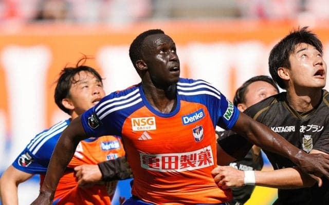 新潟DFトーマス・デンが語るＪリーグで特に手を焼いた３人「信じられないくらい嬉しかった」