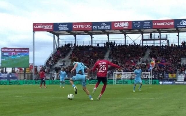 「踊ってる」「うますぎ」中村敬斗の“華麗すぎるルーレットターン”が話題！「ケイトの1mm」ならずも超絶テクニックで敵を翻弄した瞬間