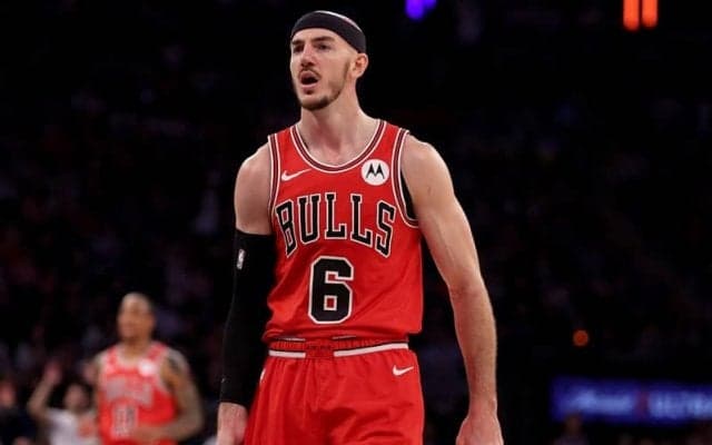 ブルズを多方面で支えたアレックス・カルーソが今季のハッスルアウォードを受賞