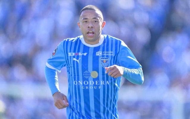 J2横浜FCの“まさか”の先制点にファンざわめく！ 意外な形でゴールにつながる