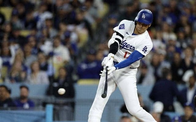 【MLB】大谷翔平、延長で元同僚イグレシアス打ち“起死回生”の同点適時打　塁上で絶叫「カモン！」
