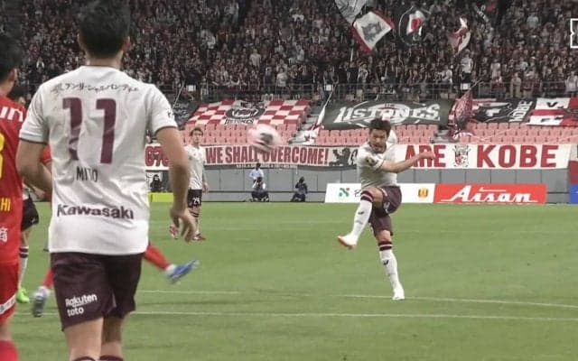 元日本代表・山口蛍の強烈ゴラッソが ‟デジャヴ弾” と話題沸騰　W杯予選の歓喜を想起させる一撃に「8年前がフラッシュバックした」「イラク戦のゴールやん」