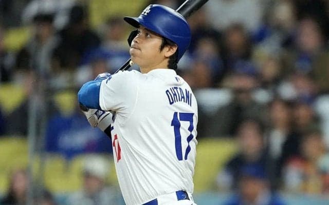 大谷翔平、6試合ぶり8号　ロバーツ監督超え、日本出身選手の球団記録更新…本拠地熱狂