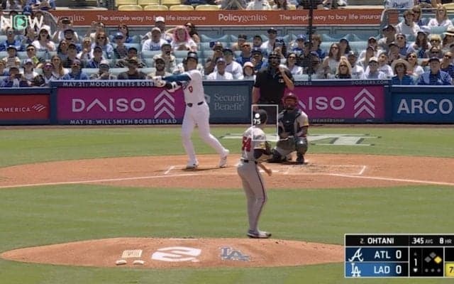 息できてるか…？ 大谷翔平、特大アーチを打った瞬間に“異変”が起きた…！？ 相手投手の“動き”がヤバすぎると話題に「秒で確信」「この打球ならしょうがない」