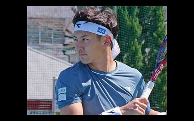 島袋将 18歳新鋭と対戦も途中棄権