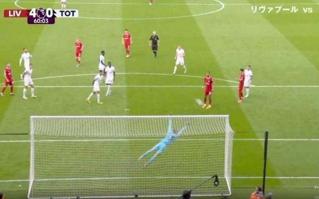 どこから蹴ってんだよ！ 遠藤航もビックリ… 超スーパーゴールが炸裂した瞬間　“今季ベストゴール級”のヤバすぎる一撃… “リバプールの神童”が超絶ミドルシュート「完璧すぎる」「笑うしかない」