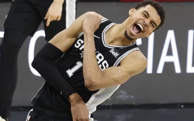 NBA史上6人目の快挙…スパーズのビクター・ウェンバンヤマが満場一致で新人王を受賞