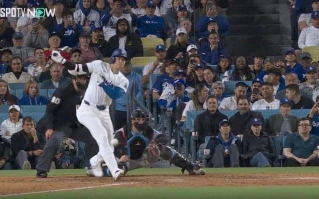 放送事故レベル！ 大谷翔平、中継カメラがとらえたヤバすぎる瞬間　直撃したら死ぬレベルの“弾丸ヒット”にファン騒然「怖すぎる」「野手動けないだろ」