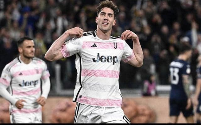 今季17ゴールのヴラホビッチがユベントスとの新契約を希望、高額年俸の扱いが焦点に？
